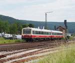 VT 411 und Vs 201 bilden die RB 22171 von Ulm nach Engstingen.