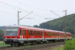 628 der Westfrankenbahn am 27.06.2017  10:13 nördlich von Salzderhelden am BÜ 75,1 in Richtung Göttingen