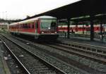 928 506-5 bei Einfahrt im Bahnhof Gerolstein. Dieser Triebzug ist auch fr die CFL zugelassen.
Aufnahmezeitpunkt: Juli 2006
Scanfoto: Uwe Wstenhagen