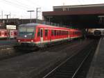 628 512-6/928 512-3, 628/928 und 628 508-4/928 508-1 mit RE 10020 Dsseldorf Hbf-Kleve auf Dsseldorf Hauptbahnhof am 28-12-2007.