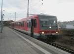 Hier 628 642 als RB66 nach Szczecin Glowny, dieser Zug stand am 5.11.2009 in Angermnde.