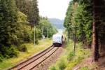 Ein unbekannter 628 fhrt am 25.06.1999 als RB 16927 Rudolstadt-Blankenstein durch den Haltepunkt Heinersdorf.
gescantes Foto