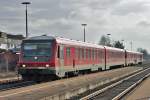 628 681 und 928 519 nach Kln-Deutz bei der Durchfahrt Bf Derkum - 26.01.2011