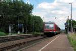 20.05.2011: Ab Mitte Dezember 2011 Geschichte: 628 320 verlsst den Haltepunkt Karlsdorf (noch in seiner alten Bausubstanz) und macht sich auf den Weg zum Endbahnhof Bruchsal.