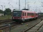 Nachdem 628/928 243,am 03.September 2011,als Leerpark von Rostock nach Stralsund gekommen war,setzte der Triebwagen in Stralsund nach Gleis 3 um.