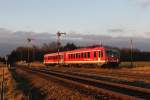 628 558 als RB 27165 am 27.12.2011 im letzten Licht in Tling.