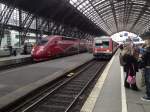 Hier steht eine Doppeltraktion VT628 neben einem Thalys PBKA am 30.3.2012 in Kln Hbf.