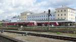 Panoramablick ber die leeren Gtergleise nach Osten auf den Bahnhof Weiden.