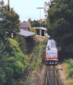 Am Streckengleis nach Selb liegt der alte Oberkotzauer Gterschuppen.