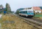 628 418 fhrt am 17.10.97 im Bahnhof Langlau nach Gunzenhausen ab.