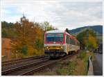   Der Diesel-Triebzug 928 677-4 / 628 677-7 der Daadetalbahn der Westerwaldbahn (WEBA) kommt als RB 97 Daadetal-Bahn (Umlauf 90463) von Daaden, hier kurz vor der Endstation Betzdorf/Sieg.