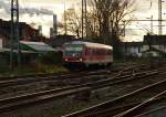 So eben hat der 628 497 als RB 38 nach Neuss den Bahnsteig Gleis 2 in Grevenbroich verlassen und ist nun auf dem Weg nach Kapellen/Erft.