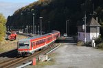 928 665-9 / 628 665-2 (Baujahr: 1995), 928/628 und 928 517-1 / 628 517-5 (Baujahr: 1994) mit RE 10711 Hagen Hauptbahnhof-Willingen auf Bahnhof Brilon Wald 23-10-2015.