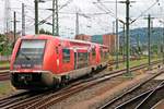 Nachschuss auf 641 010  Klettgau , als dieser zusammen mit 641 013  Basel  am 13.06.2016 als RB (Basel Bad Bf - Lauchringen) aus dem Stratbahnhof in RIchutng Hochrheinbahn fuhren.