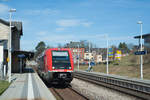 641 039 als RE 59286 nach Bamberg beim Halt in Schwarzenbach an der Saale, 31.03.2017