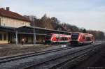 641 035 als RB nach Crawinkel bekommt vom Fahrdienstleiter  Ausfahrt  angezeigt whrend 641 038 als RB nach Gotha in Ohrdruf noch warten muss.