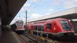 641 011+027 fahren als RB nach Lauchringenaus Basel Bad bf aus, whrend eine S-Bahn (521 006) auf die Abfahrt nach Zell wartet.