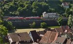 In Laufenburg (Baden) halten 641 016-1  Grenzach-Wyhlen  und 641 013-8  Basel .