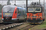 Währendessen 642 037 , sehr gut besetzt noch bis Litomerice mesto fahren muss, hat 121 084-8 Samstagsruhe in Usti nad nad Labem streckov.