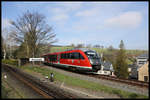 Einfahrt DB Desiro 642237 aus Chemnitz am 24.04.2019 um 9.54 Uhr in den Endbahnhof Cranzahl im Erzgebirge.