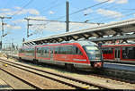 642 030 (Siemens Desiro Classic) der Nordthüringenbahn (DB Regio Südost) als RE 16260 (RE2) nach Kassel-Wilhelmshöhe steht in seinem Startbahnhof Erfurt Hbf auf Gleis 3.