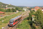 Am 28.08.2019 verlässt 642 221 als RB nach Wertheim den Bahnhof Bad Mergentheim.