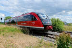 Der Westfrankenbahn 642 724 ist hier bei der Einfahrt in Walldürn am Mittag des 10.6.2022 als RB84 zusehen.