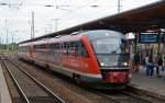 642 233 steht am 21.09.13 zusammen mit einem weiteren Desiro in Stendal zur Abfahrt nach Braunschweig bereit.