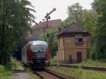  DESIRO 642 169 verlässt als RB 17408 Kamenz (Sachs) nach Dresden-Neustadt (23.05.03)  