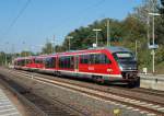 Im Bahnhof Nidderau, ehemals Heldenbergen-Windecken, kommt am 04.10.2014 der 642 517 aus Bad Vilbel zur Weiterfahrt nach Frankfurt/Main Hbf als RB34 an.
