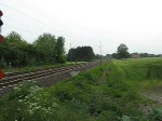 Ein DESIRO mit Airport-Werbung kommt als S2 aus der unterirdischen Station Dresden-Flughafen (16.06.03)  