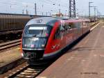 642 035 mit Werbung fr den Flughafen Dresden in DD-Friedrichstadt (17.06.03)  