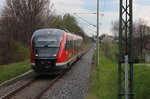 642 238  Zwickau  fährt am 30.04.2016 als RB 26870 (Glauchau (Sachs) - Altenburg) durch die Ortslage von Dennheritz 