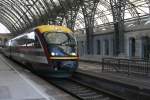 Desiro der Stdtebahn Sachsen GmbH bei der Aussfahrt aus den Dresdener Hauptbahnhof.28.01.2011.