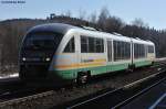 VT 03 der Vogtlandbahn mit der VBG 81116 nach Hof beim Halt in Windischeschenbach, 26.02.2011