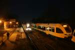 Die VT der Mrkischen Regiobahn VT 564 560  Desiro wurden nach der letzten Zugfahrt im Bahnhof von Beelitz Stadt zusammengekuppelt und nach Neubrandenburg berfhrt ,Im Hintergrund wartet bereits das