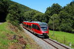 643 037 am 07.08.2016 unterwegs auf der Eifelquerbahn (Andernach - Kaisersesch) zwischen Monreal und Urmersbach.