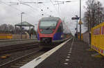 Ein Nachschuss von der Euregiobahn (RB20) kommt aus Langerwehe,Stolberg-Altstadt nach Alsdorf und hält in Kohlscheid und fährt in Richtung Herzogenrath. 
Aufgenommen von Bahnsteig 1 in Kohlscheid.
Bei Regenwetter am Nachmittag vom 15.1.2019.