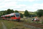 Zwei unbekannt gebliebene Triebzge der BR 643 als RB 12973 auf dem Weg nach Kaiserslautern, hier gesehen kurz vor der nrdlichen Einfahrt des HP Katzweiler.