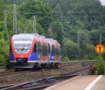 Zwei Euregiobahn (RB20) kommen aus Langerwehe-Stolberg-Altstadt nach Alsdorf aus Richtung Aachen-West,Laurensberg,Richterich und halten in Kohlscheid und fahren in Richtung Herzogenrath. 
Aufgenommen von Bahnsteig 2 in Kohlscheid. 
Am Morgen vom 21.6.2016.
