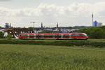 Zwischen Dortmund-Hoerde und Dortmund-Aplerbeck Süd können die Züge mit der Dortmunder Innenstadt als Hintergrund abglichtet werden, am 06.06.2020 ist hier ein unbekannter 644 in