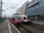 DB Regio 644 523 wartet in Weil am Rhein auf Gleis 2 darauf nach Basel Badischer Bahnhof zu fahren während 521 002 ,,Riehen   als S5 Schopfheim bereit steht Datum 4.3.2024 