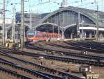 5.07.2010 Koeln Hbf., Zwei 3-teilige TALENT mit RE 22 Koeln Messe/Deutz - Gerolstein