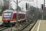 Die Baureihe 648 ist ein seltener Gast in Crailsheim. Am 5.4.13 verließ die laufende Nummer 316 die Stadt auf Gleis 2: Das Ausfahrsignal Hp2 verrät, dass es eine Zug- und nicht nur eine Rangierfahrt war. Und das Ziel „Nicht einsteigen“, dass es wohl ein Leerreisezug war. 
