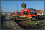 Wegen eines Streiks der Lokführer rollen am 28.01.2024 nur wenige Züge der DB Regio. Daher steht an diesem Tag auch 648 254 mit einem weiteren Lint abgestellt vor dem Wasserturm in Nordhausen.