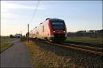 Beim Warten auf die 1001013 kommen zwei Dortmunder 648er als RE57 (RE 29523)  DORTMUND-SAUERLAND-EXPRESS , von Dortmund nach Winterberg (Westf) vorbei.(28.12.2007)