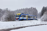 Ein Zug der BRB auf der Ammerseebahn in Richtung Schongau.