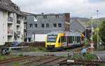 Am 03.10.2022 fährt der HLB-LINT VT 260 in den Bahnhof Hilchenbach ein