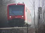 650 327-0 und ein weiterer 650er fuhren als RE 22524 von Ulm Hbf nach Crailsheim. Hier am 21.Dezember 2007 bei Knigsbronn.