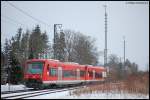 650 111-8 & 650 102-7 sind am Morgen des 22.03.08 unterwegs als RE 22523 von Crailsheim nach Ulm Hbf, aufgenommen am Km 0,4 der oberen Jagsttalbahn, kurz vor dem Goldshfer Regionalbahnhof.